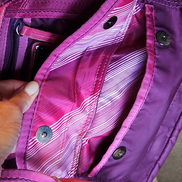 Lululemon First Release Travel Tote - Picture 3 of 13